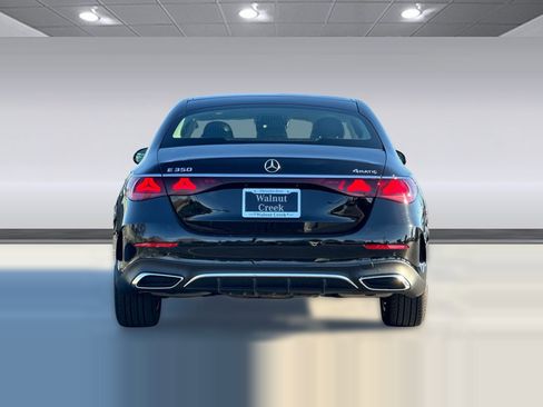 Used 2024 Mercedes-Benz E 350 4MATIC Sedan image 9