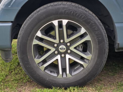 Used 2023 Ford F150 XL w/ STX Appearance Package RWD image 9
