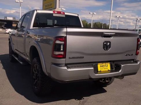 Used 2021 RAM 2500 Laramie w/ Night Edition AWD/4WD image 8