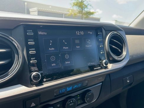 Used 2021 Toyota Tacoma SR5 RWD image 16