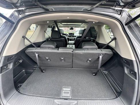 New 2026 Honda Pilot Touring image 28