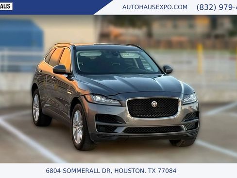 Used 2018 Jaguar F-PACE Prestige image 1