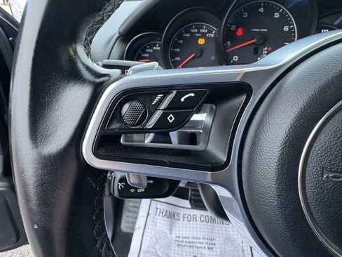 Used 2017 Porsche Cayenne Platinum Edition w/ Premium Package (PJV) image 14