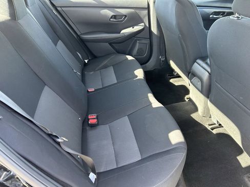 Used 2025 Nissan Sentra SV image 11