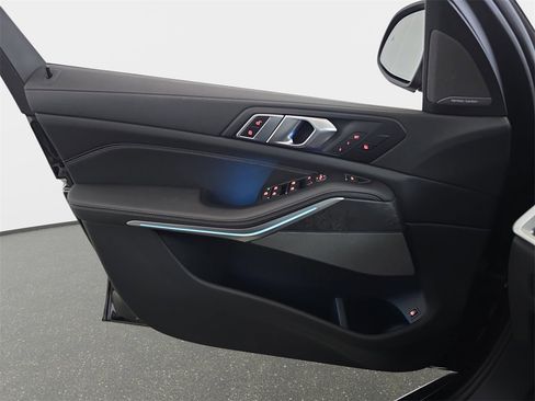 Used 2024 BMW X5 xDrive50e w/ Executive Package image 28