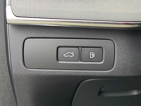 Used 2026 Volvo XC90 T8 Ultra w/ Protection Package Premier image 22