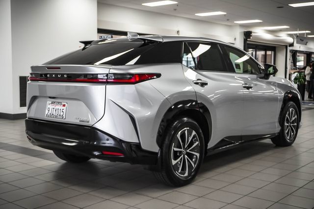 Certified 2023 Lexus RZ 450e Premium w/ Technology Package AWD/4WD image 6