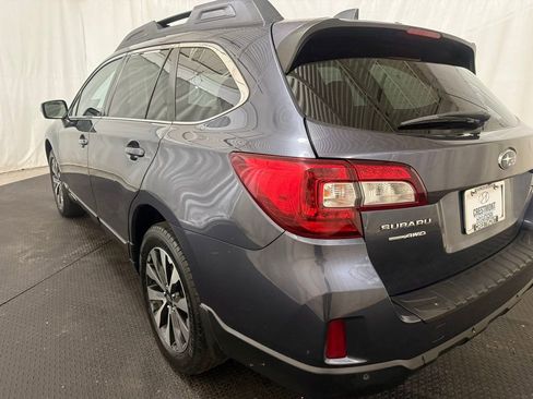 Used 2017 Subaru Outback 2.5i Limited image 8