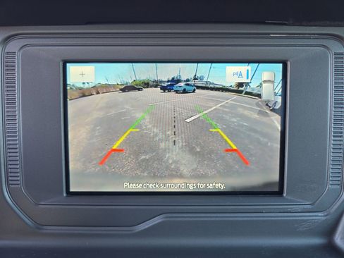 Used 2023 Ford Bronco Outer Banks image 17