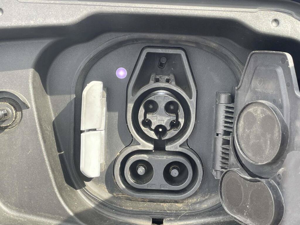Used 2023 BMW i7 xDrive60 AWD/4WD image 19