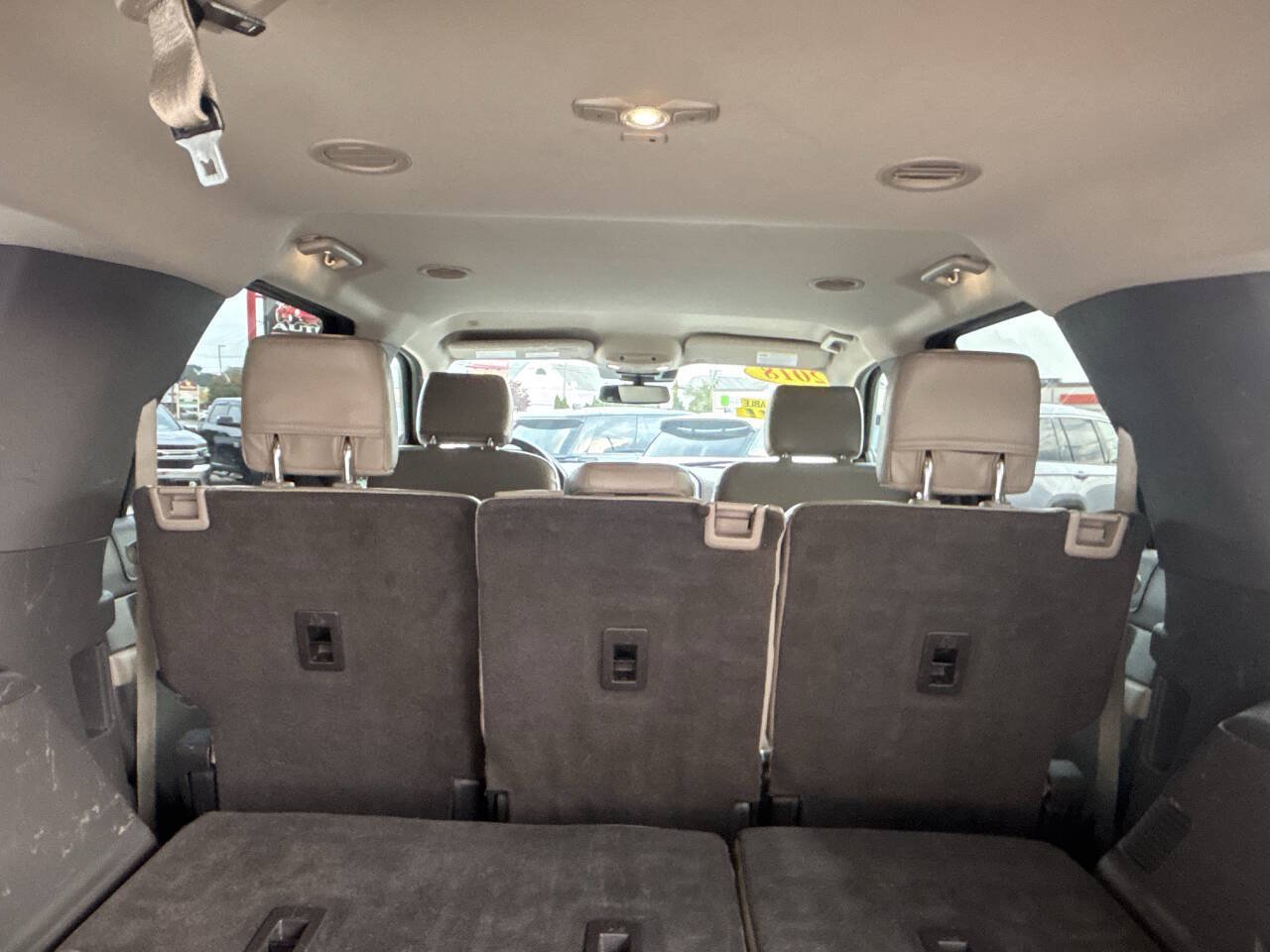Used 2018 Ford Expedition XLT w/ Equipment Group 202A AWD/4WD image 30