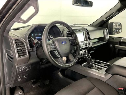 Used 2018 Ford F150 XLT w/ Equipment Group 302A Luxury AWD/4WD image 18