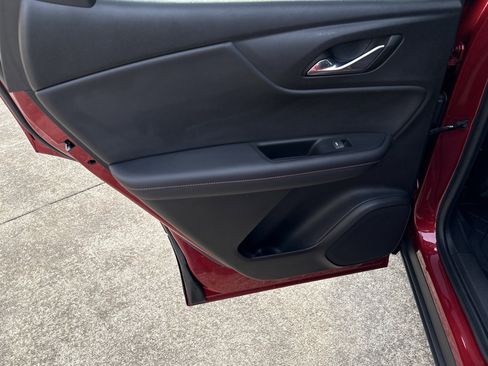 Certified 2023 Chevrolet Blazer RS w/ Driver Confidence II Package image 23