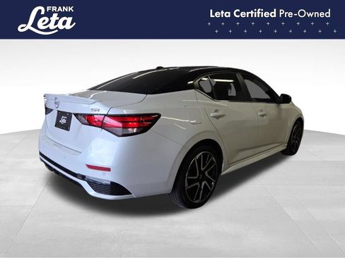 Used 2025 Nissan Sentra SR w/ SR Premium Package FWD image 6