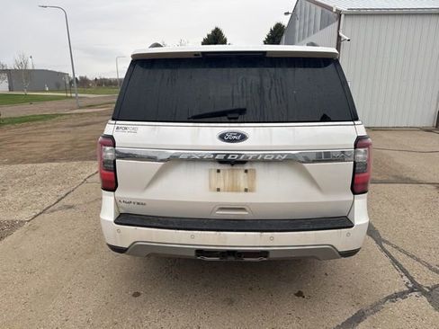 Used 2018 Ford Expedition Max Limited w/ Equipment Group 302A AWD/4WD image 6