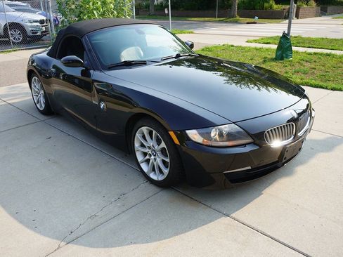 Used 2007 BMW Z4 3.0i RWD image 16