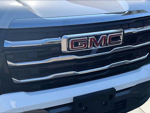 Used 2026 GMC Terrain Elevation AWD/4WD image 28