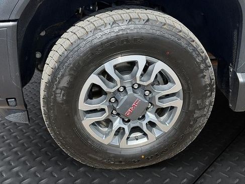 Used 2024 GMC Sierra 3500 SLE w/ SLE Convenience Package AWD/4WD image 10