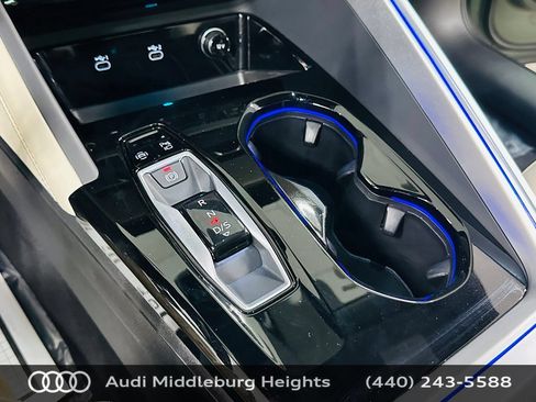 Certified 2025 Audi Q5 Premium w/ Convenience Package AWD/4WD image 14