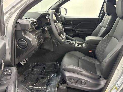 New 2025 Toyota Tacoma TRD Sport image 13