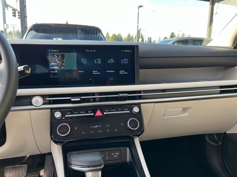 Used 2025 Hyundai Tucson SEL image 20