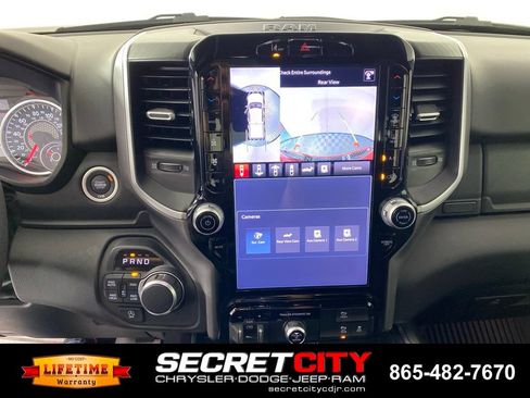 Used 2025 RAM 1500 Big Horn AWD/4WD image 22