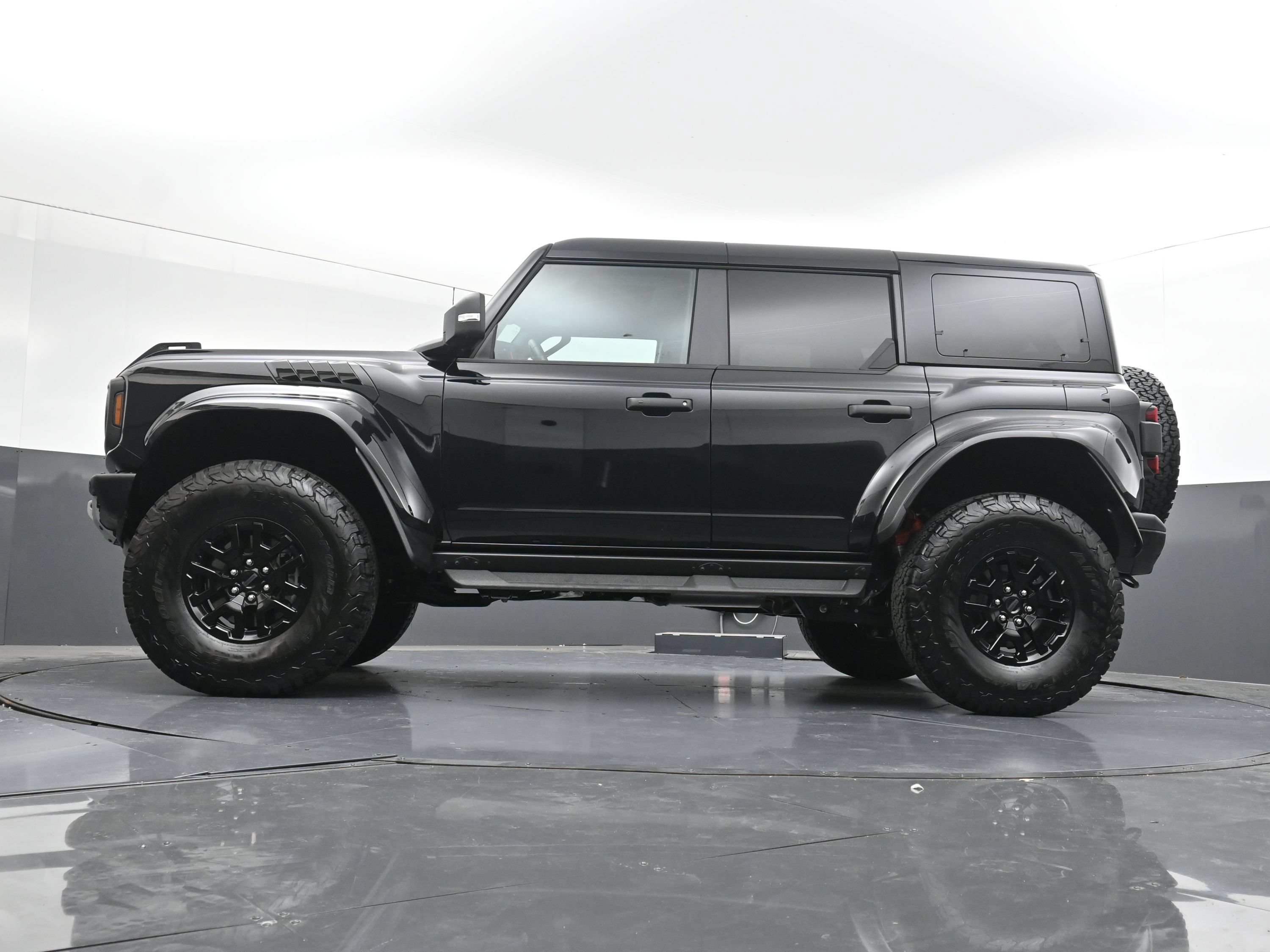 Used 2026 Ford Bronco Raptor AWD/4WD image 27
