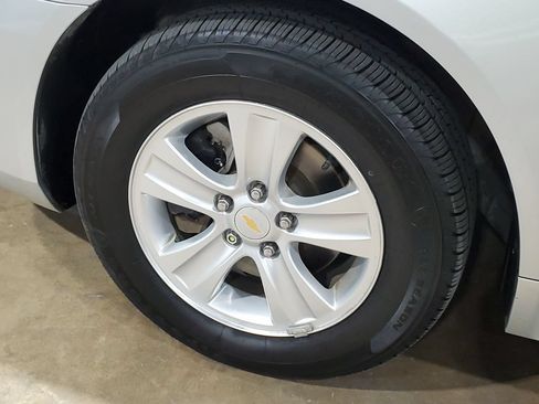 Used 2016 Chevrolet Impala Limited LS FWD image 40