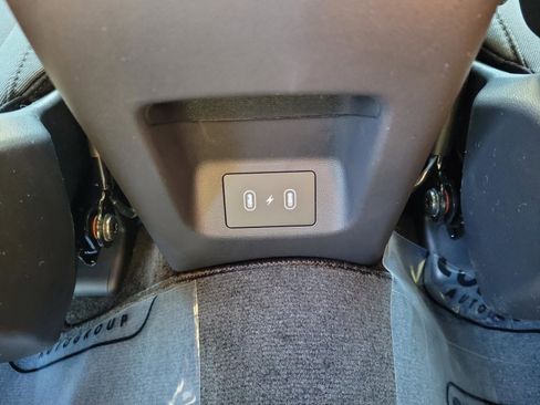 New 2026 Hyundai Tucson Blue SE image 13