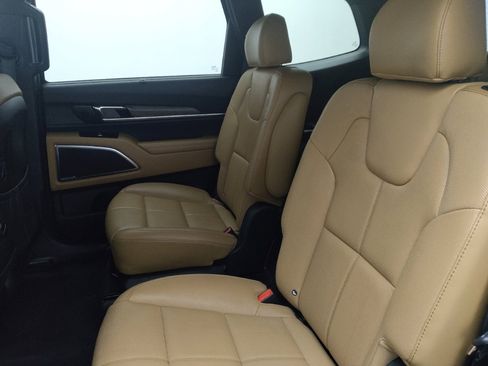 Used 2020 Kia Telluride SX FWD image 18