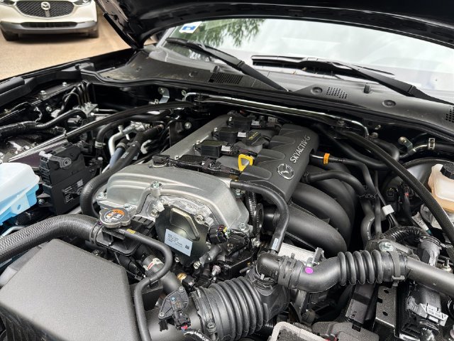 New 2026 MAZDA MX-5 Miata Club w/ Interior Package RWD image 28