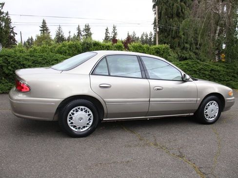 Used 1999 Buick Century Limited FWD image 3