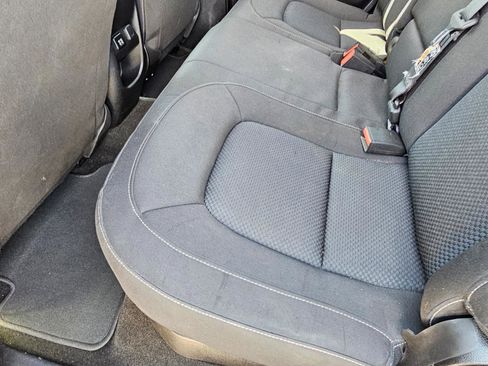 Used 2015 Chevrolet Colorado LT image 23