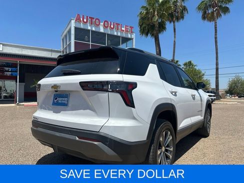 Used 2025 Chevrolet Equinox LT w/ Convenience Package II FWD image 4