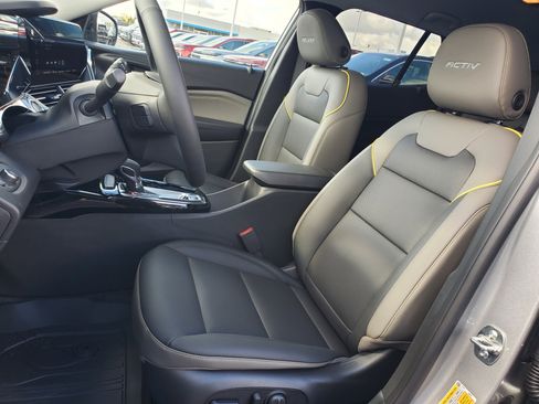 New 2026 Chevrolet Trax ACTIV w/ Driver Confidence Package FWD image 5