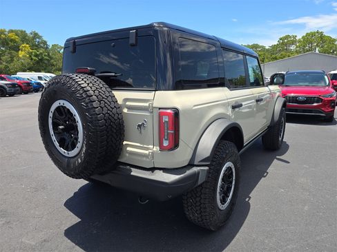 New 2025 Ford Bronco Badlands w/ Sasquatch Package image 4