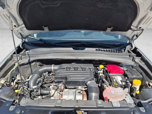 Used 2020 Jeep Renegade Altitude AWD/4WD image 22