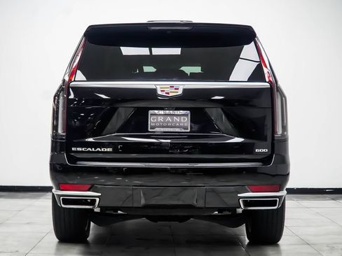 Used 2024 Cadillac Escalade Premium Luxury Platinum RWD image 15