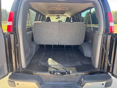 Used 2024 Chevrolet Express 3500 LT w/ LT Preferred Equipment Group image 50