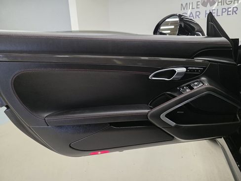 Used 2018 Porsche 911 Turbo AWD/4WD image 38