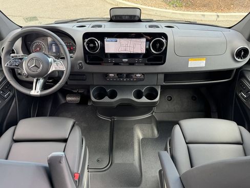 New 2026 Mercedes-Benz Sprinter 2500 image 20