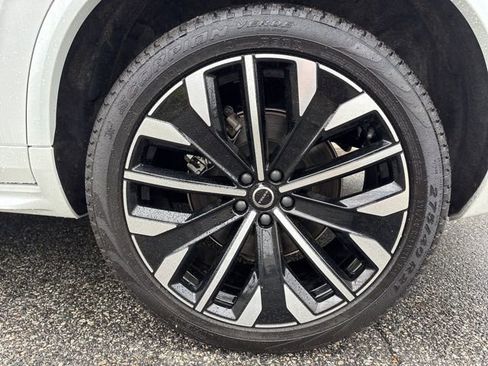 Used 2025 Volvo XC90 B6 Plus AWD/4WD image 10