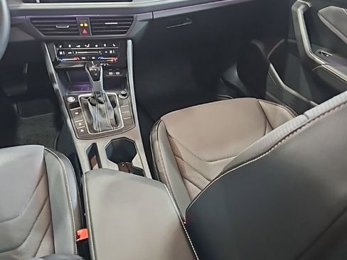 Used 2025 Volkswagen Jetta SEL image 23