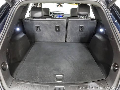 Used 2022 Cadillac XT5 Luxury FWD image 26