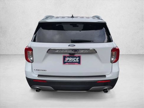 Used 2022 Ford Explorer Limited w/ Equipment Group 301A RWD image 6