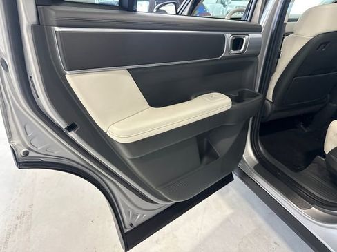 Used 2025 Hyundai Santa Fe SEL image 31