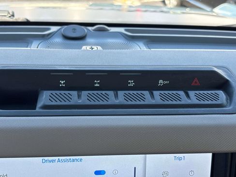 Used 2021 Ford Bronco Wildtrak image 31