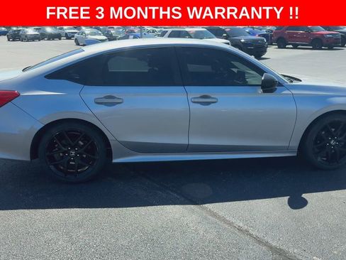Used 2022 Honda Civic Sport image 2