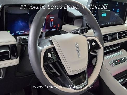 Used 2026 Lincoln Aviator Reserve AWD/4WD image 32
