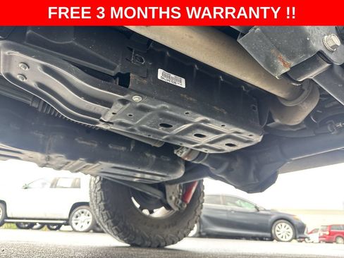Used 2022 Jeep Wrangler Unlimited Rubicon w/ LED Lighting Group AWD/4WD image 49